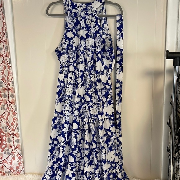 Halter Style Maxi Dress Sz M - Picture 1 of 6